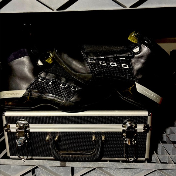 Jordan 17 Black Metallic Silver 2002